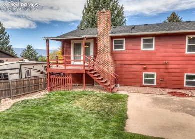 Meticulously maintained ONE OWNER 4 beds, 2 baths, plus an on World Golf and Sand Creek Golf Course in Colorado - for sale on GolfHomes.com, golf home, golf lot