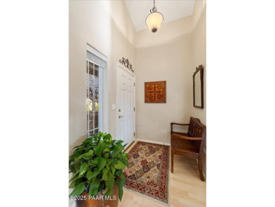 Beautifully maintained, Move-In Ready 2 bedroom + Den, 2 bath, 1 on Prescott Lakes Golf and Country Club in Arizona - for sale on GolfHomes.com, golf home, golf lot