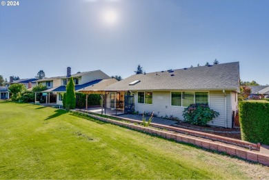 Welcome home, Summerfield!  A hole in one opportunity to live in on Summerfield Golf and Country Club in Oregon - for sale on GolfHomes.com, golf home, golf lot