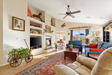 Beautifully maintained, Move-In Ready 2 bedroom + Den, 2 bath, 1 on Prescott Lakes Golf and Country Club in Arizona - for sale on GolfHomes.com, golf home, golf lot