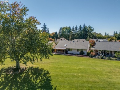 Welcome home, Summerfield!  A hole in one opportunity to live in on Summerfield Golf and Country Club in Oregon - for sale on GolfHomes.com, golf home, golf lot