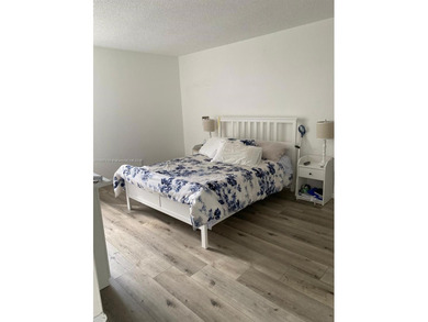 Stunning 1BD/1.5BA Condo in Coronado Towers, Aventura

This on Turnberry Isle Resort and Club in Florida - for sale on GolfHomes.com, golf home, golf lot