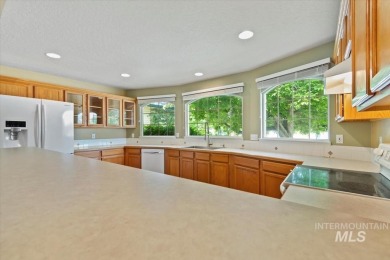 SINGLE LEVEL CHARMER situated within a highly desirable central on Centennial Golf Course in Idaho - for sale on GolfHomes.com, golf home, golf lot