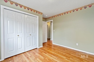 SINGLE LEVEL CHARMER situated within a highly desirable central on Centennial Golf Course in Idaho - for sale on GolfHomes.com, golf home, golf lot