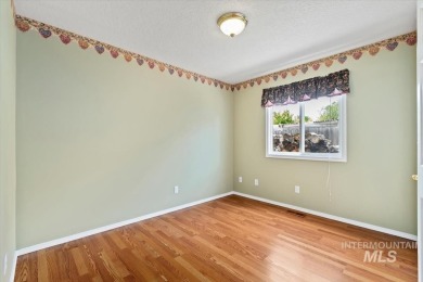 SINGLE LEVEL CHARMER situated within a highly desirable central on Centennial Golf Course in Idaho - for sale on GolfHomes.com, golf home, golf lot