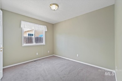 SINGLE LEVEL CHARMER situated within a highly desirable central on Centennial Golf Course in Idaho - for sale on GolfHomes.com, golf home, golf lot