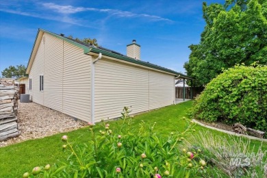SINGLE LEVEL CHARMER situated within a highly desirable central on Centennial Golf Course in Idaho - for sale on GolfHomes.com, golf home, golf lot