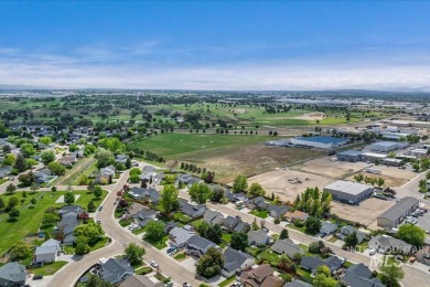 SINGLE LEVEL CHARMER situated within a highly desirable central on Centennial Golf Course in Idaho - for sale on GolfHomes.com, golf home, golf lot