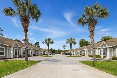 Cute, Cute, Cute. Looking for a great place at a great price on Saint Josephs Bay Country Club in Florida - for sale on GolfHomes.com, golf home, golf lot