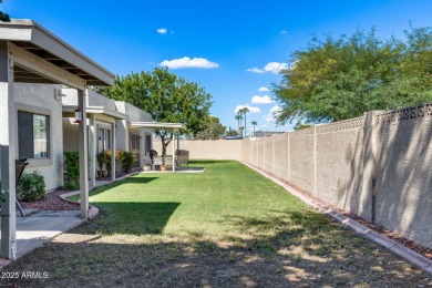 Remodeled townhome in Westbrook Village! 2 beds, 2 baths with on Westbrook Village Golf Club in Arizona - for sale on GolfHomes.com, golf home, golf lot