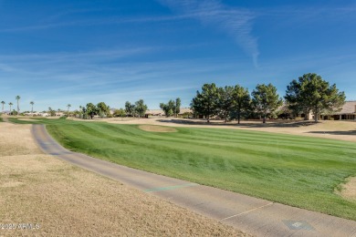 Remodeled townhome in Westbrook Village! 2 beds, 2 baths with on Westbrook Village Golf Club in Arizona - for sale on GolfHomes.com, golf home, golf lot