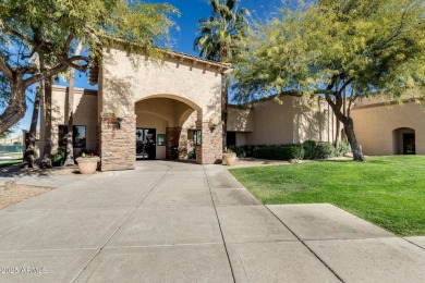 Remodeled townhome in Westbrook Village! 2 beds, 2 baths with on Westbrook Village Golf Club in Arizona - for sale on GolfHomes.com, golf home, golf lot
