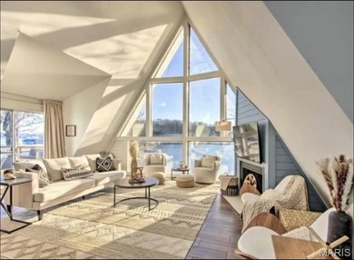 Price Drop! Don't miss this one. Updates to the property on Tan-Tar-A Golf Club in Missouri - for sale on GolfHomes.com, golf home, golf lot