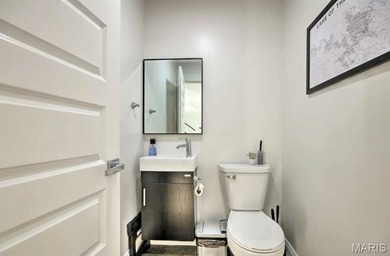 Price Drop! Don't miss this one. Updates to the property on Tan-Tar-A Golf Club in Missouri - for sale on GolfHomes.com, golf home, golf lot