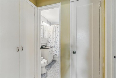 Welcome to this corner one-bedroom upper unit in the Clearview on Clearview Park Golf Course in New York - for sale on GolfHomes.com, golf home, golf lot