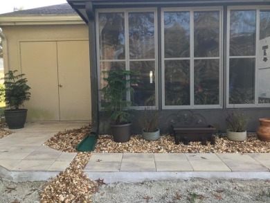 Looking for a Goldilocks Villa - not too big and not too small - on Meadow Oaks Golf and Country Club in Florida - for sale on GolfHomes.com, golf home, golf lot