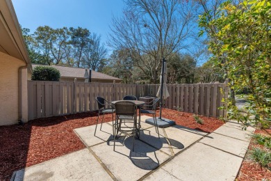 **Assumable 3.375% VA Loan Option**
Don't miss this rare on Fairway Oaks at Magnolia Golf Course in Florida - for sale on GolfHomes.com, golf home, golf lot