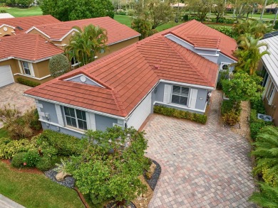 Welcome to this beautifully maintained 3-bedroom, 2.5-bathroom on Wycliffe Golf and Country Club in Florida - for sale on GolfHomes.com, golf home, golf lot