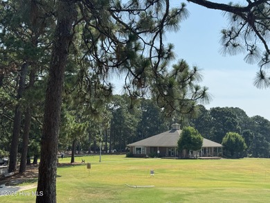 MOTIVATED SELLER! Live or use as SHORT TERM RENTAL where Others on Knollwood Fairways and Driving  in North Carolina - for sale on GolfHomes.com, golf home, golf lot