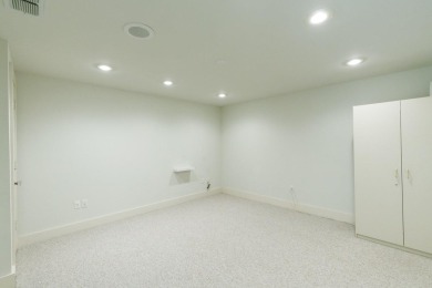 Custom California Continental 4/5.2/3 plus basement located in on LakeRidge Country Club in Texas - for sale on GolfHomes.com, golf home, golf lot