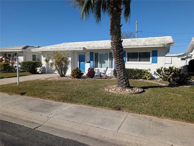 MOVE-IN READY!  This stunning 2-bedroom, 2-bathroom BALDWIN on Mainlands Golf Club in Florida - for sale on GolfHomes.com, golf home, golf lot