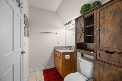 Discover the perfect mix of comfort, space, and country charm in on Fayetteville Country Club in Arkansas - for sale on GolfHomes.com, golf home, golf lot