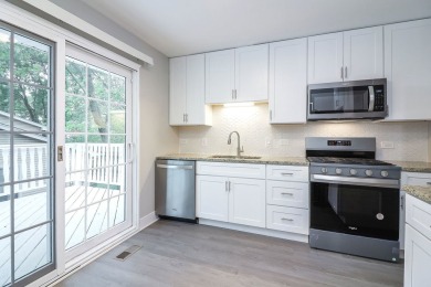 Beautifully Updated 3-Bed, 2-Bath Raised Ranch on Quiet on Poplar Creek Country Club in Illinois - for sale on GolfHomes.com, golf home, golf lot