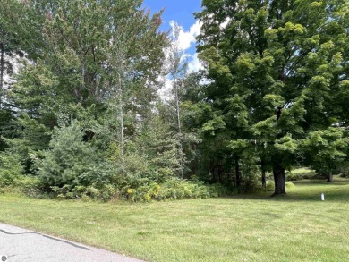 **Prime Golf Course Lot in Wedgewood/Lakewood Subdivision** on The Briar South At Lakewood in Michigan - for sale on GolfHomes.com, golf home, golf lot