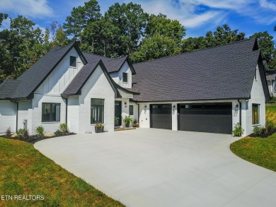 Discover your dream home at 182 Oostanali Way, Loudon, TN on Toqua Golf Course - Loudon County in Tennessee - for sale on GolfHomes.com, golf home, golf lot