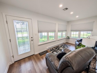 Spacious, Updated Condo in Leisure Village - 55+ and older on Leisure Village Golf Course in New York - for sale on GolfHomes.com, golf home, golf lot