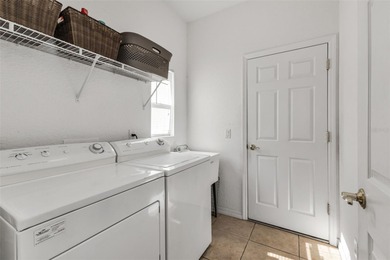 GORGEOUS ASHTON floor plan with 2 1/2 car garage - large lanai - on Kings Gate Golf Club in Florida - for sale on GolfHomes.com, golf home, golf lot