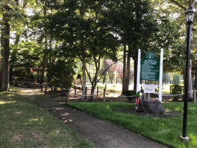 Spacious, Updated Condo in Leisure Village - 55+ and older on Leisure Village Golf Course in New York - for sale on GolfHomes.com, golf home, golf lot
