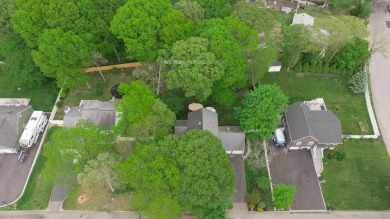 Beautifully Renovated 4-Bed, 3-Bath Home in Coram, NY - Near on Pine Ridge Golf Club in New York - for sale on GolfHomes.com, golf home, golf lot