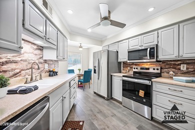 Just the unit you've been waiting for! This desirable end unit on Sun City-Willow Creek / Willow Brook  in Arizona - for sale on GolfHomes.com, golf home, golf lot