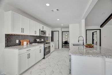 Motivated Seller! This beautifully renovated 4-bedroom, 3-bath on The Country Place in Texas - for sale on GolfHomes.com, golf home, golf lot