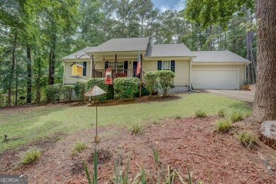 Clean well-maintained move-in ready 3/2 ranch home with a large on Turtle Cove Golf Course in Georgia - for sale on GolfHomes.com, golf home, golf lot