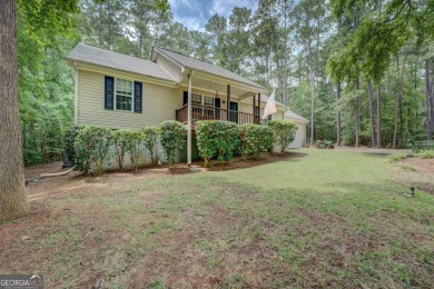 Clean well-maintained move-in ready 3/2 ranch home with a large on Turtle Cove Golf Course in Georgia - for sale on GolfHomes.com, golf home, golf lot
