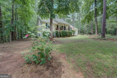 Clean well-maintained move-in ready 3/2 ranch home with a large on Turtle Cove Golf Course in Georgia - for sale on GolfHomes.com, golf home, golf lot