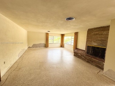 This traditional-style residence nestled in the picturesque on Plantation Inn and Golf Resort  in Florida - for sale on GolfHomes.com, golf home, golf lot