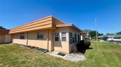 PRICE REDUCED! Move in ready FULLY FURNISHED 1 bedroom 1.5 bath on Sandpiper Golf Club in Florida - for sale on GolfHomes.com, golf home, golf lot