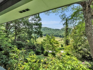 Looking for charm, VIEWS, & a fabulous location?  One Level on Waynesville Country Club Inn in North Carolina - for sale on GolfHomes.com, golf home, golf lot