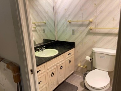 Welcome To Stuart, Florida, Perfect Location! 2 Bed 2 Bath 2nd on Monterey Yacht and Country Club in Florida - for sale on GolfHomes.com, golf home, golf lot