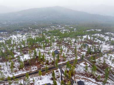 MOVE IN READY! The Radiant floor plan offers 2,014 sq ft of on Stoneridge Golf Club in Idaho - for sale on GolfHomes.com, golf home, golf lot