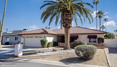 Popular Alameda model with 3 bedrooms and 2 bathrooms. Nice open on Cottonwood Country Club in Arizona - for sale on GolfHomes.com, golf home, golf lot
