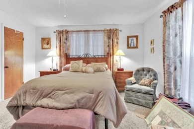 Lovely home close to park and swimming pool, offering a great on Hide-A-Way Lake Golf Course in Texas - for sale on GolfHomes.com, golf home, golf lot