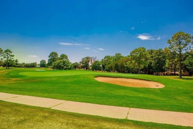 Lovely home close to park and swimming pool, offering a great on Hide-A-Way Lake Golf Course in Texas - for sale on GolfHomes.com, golf home, golf lot