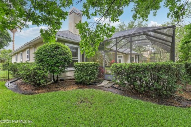 Light & bright home in the central section of Eagle Harbor on Eagle Harbor Golf Club in Florida - for sale on GolfHomes.com, golf home, golf lot