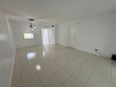 2/2 CONDOMINIUM FOR SALE IN DESIRABLE VERY ACTIVE COMMUNITY AT on Oriole Golf and Tennis Club in Florida - for sale on GolfHomes.com, golf home, golf lot