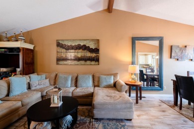 Look no further for your home away from home!! This beautiful on Red Apple Inn and Country Club in Arkansas - for sale on GolfHomes.com, golf home, golf lot