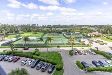 Ultimate coastal lifestyle, breathtaking views of the ocean on Jupiter Dunes Golf Course in Florida - for sale on GolfHomes.com, golf home, golf lot